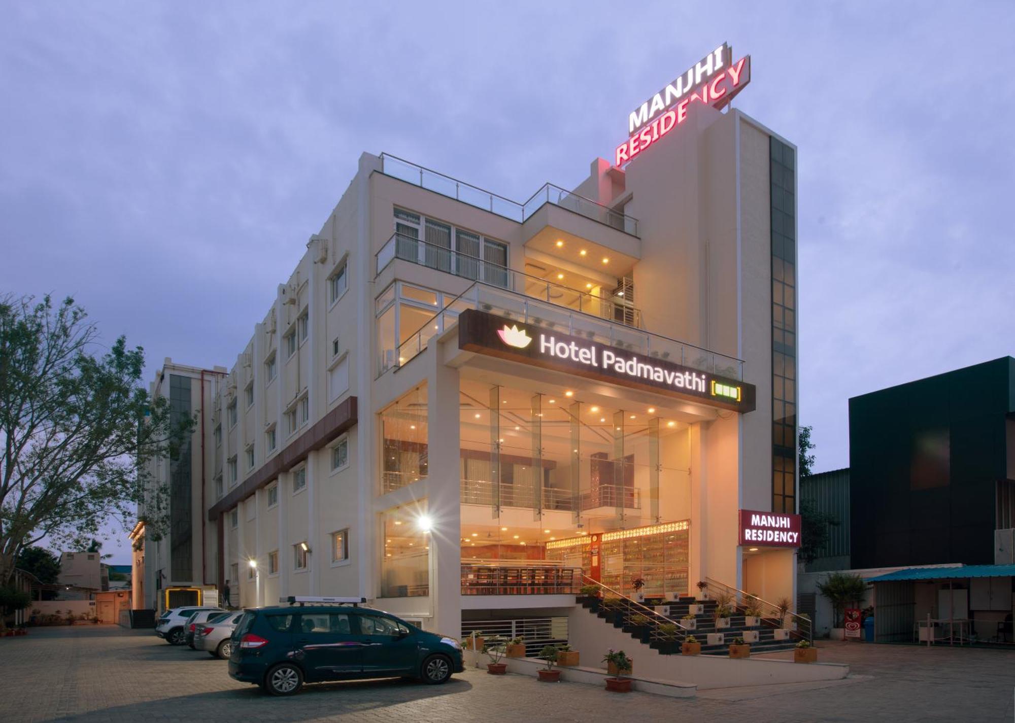 Manjhi Residency Hotel Tiruchirappalli Exterior foto