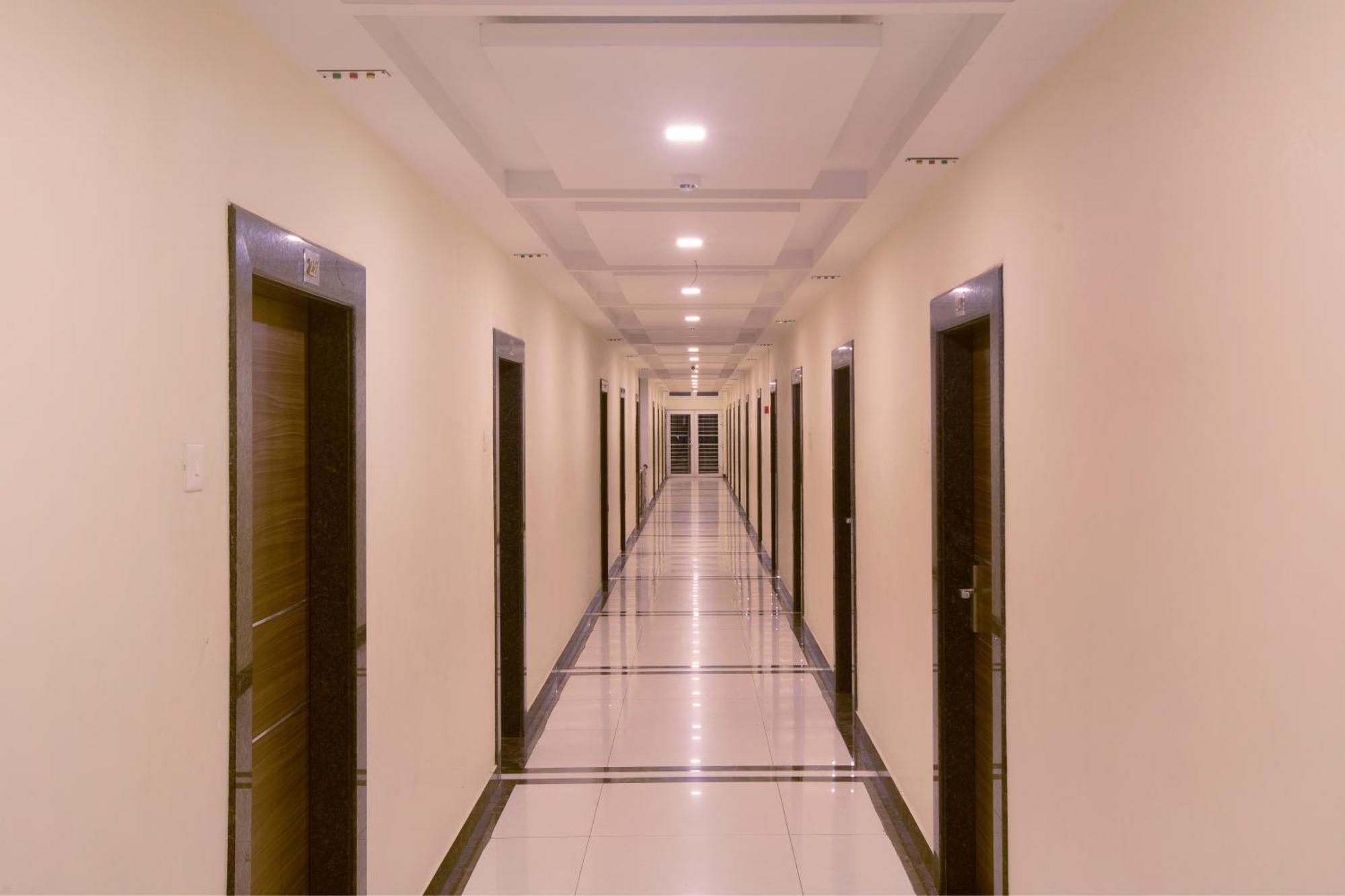 Manjhi Residency Hotel Tiruchirappalli Exterior foto