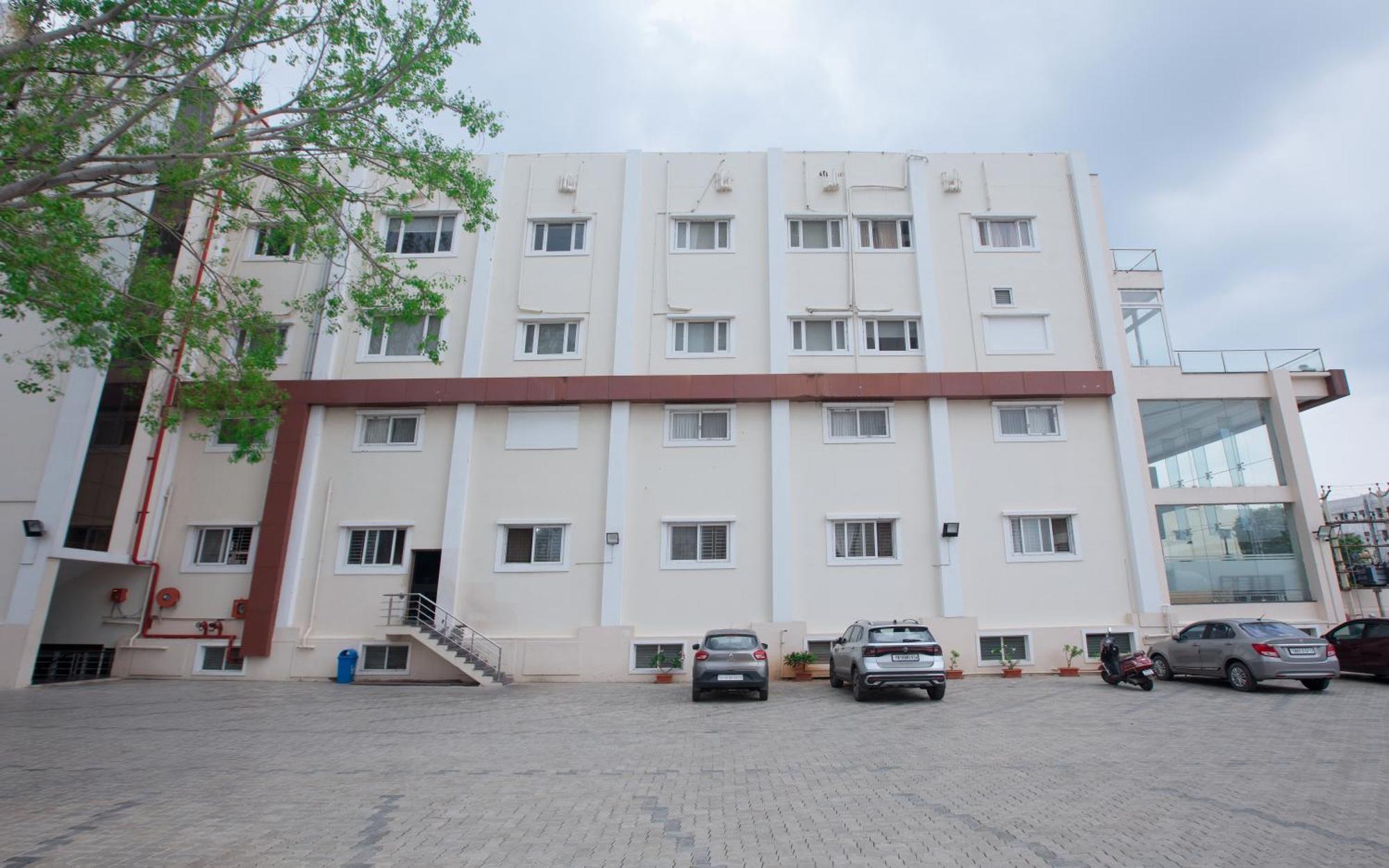 Manjhi Residency Hotel Tiruchirappalli Exterior foto