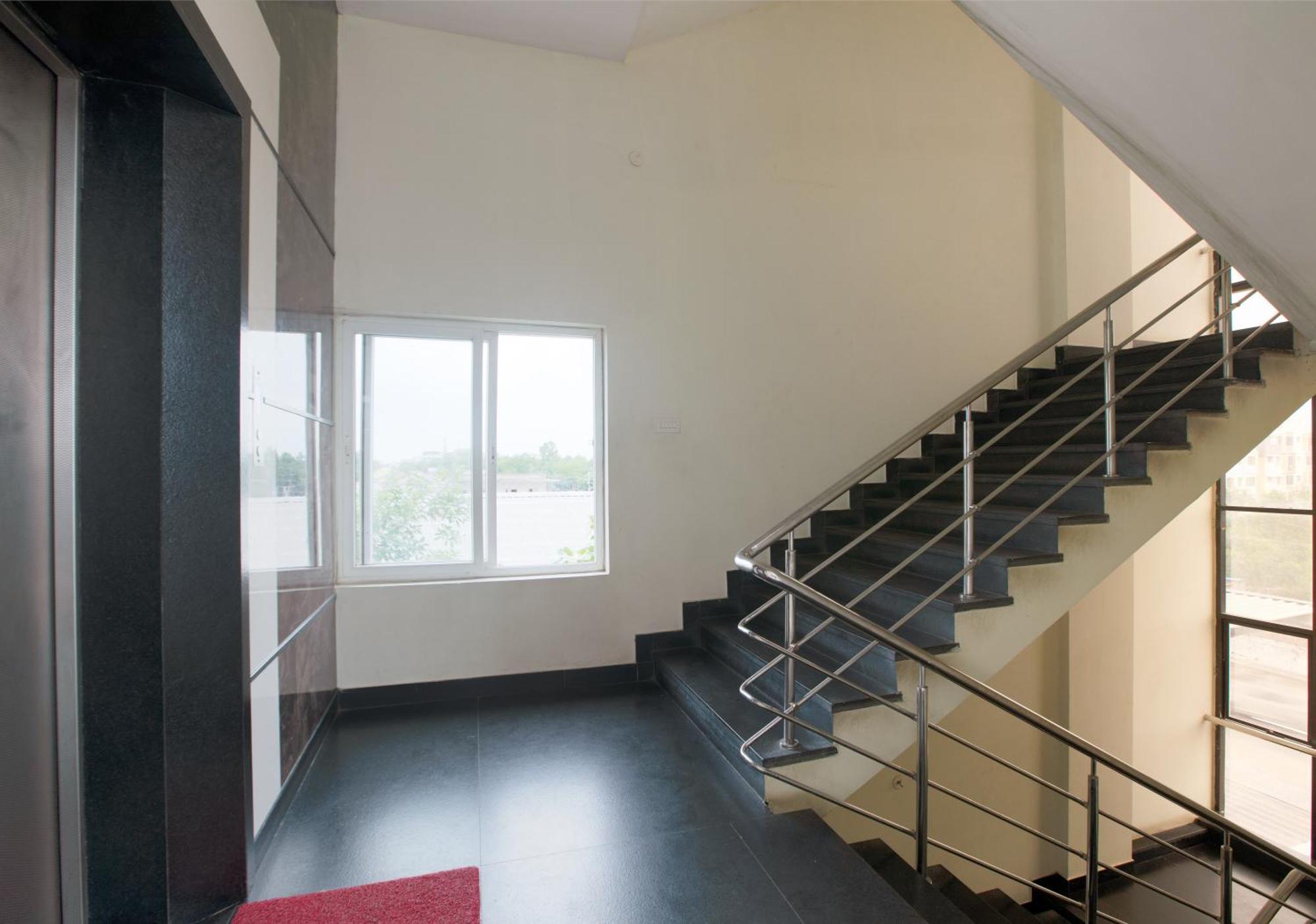 Manjhi Residency Hotel Tiruchirappalli Exterior foto